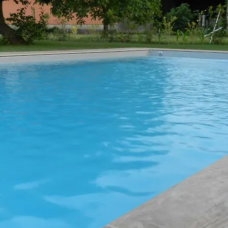 Gite Autonome, La Grange A Foin, Piscine ! アパート *